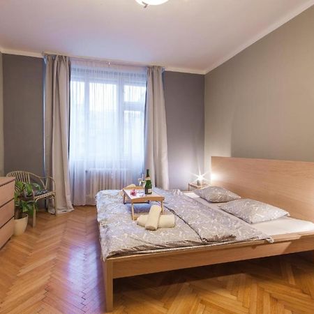 Modern Central Apartment Dlouha Prag Exteriör bild